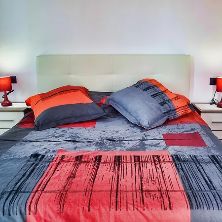 La Casa Dei Miraglia Bed and breakfast 4*