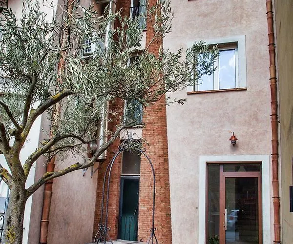 La Casa Dei Miraglia Alojamento de Acomodação e Pequeno-almoço San Cataldo (Sicily)
